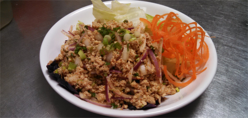 Larb salad at Bua Thai